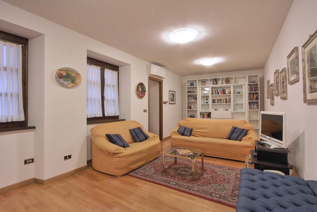 Florence Old Town Apartment Екстер'єр фото